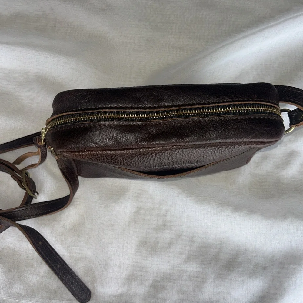Portland Leather Large Leather Camera Bag, Cold Brew Brown Pebbled